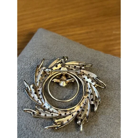 VINTAGE PINWHEEL 1/20 12K GF SIGNED PHYLLIS PIN BROOCH PENDANT Circa 1940s